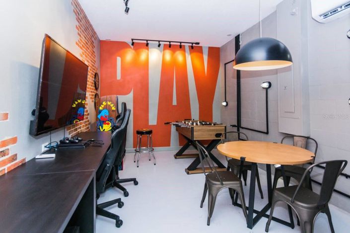 Image No.26-6 Bed House for sale