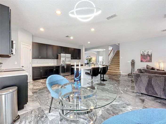 Image No.18-4 Bed House for sale