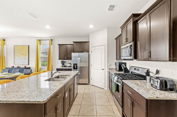 Image No.11-7 Bed House for sale