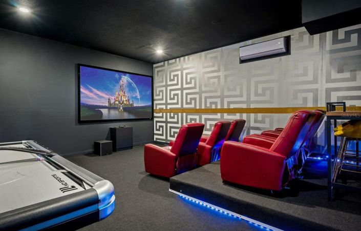 Image No.25-7 Bed House for sale