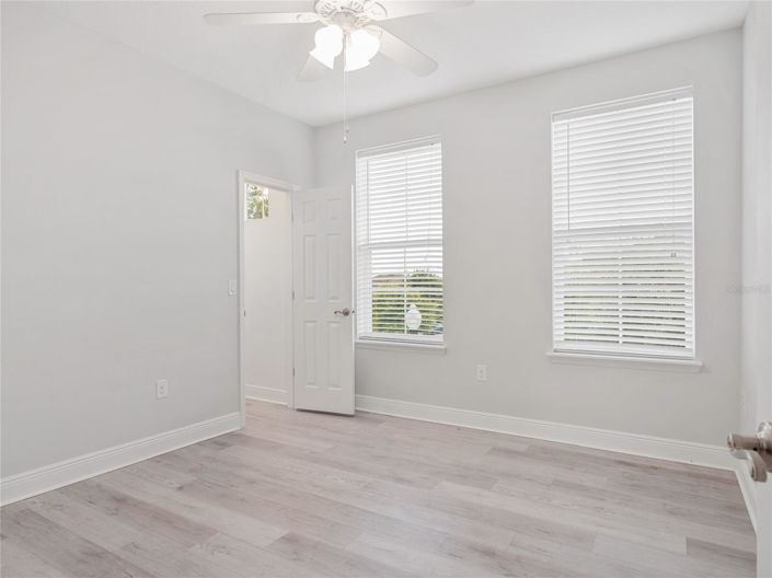 Image No.19-4 Bed House for sale