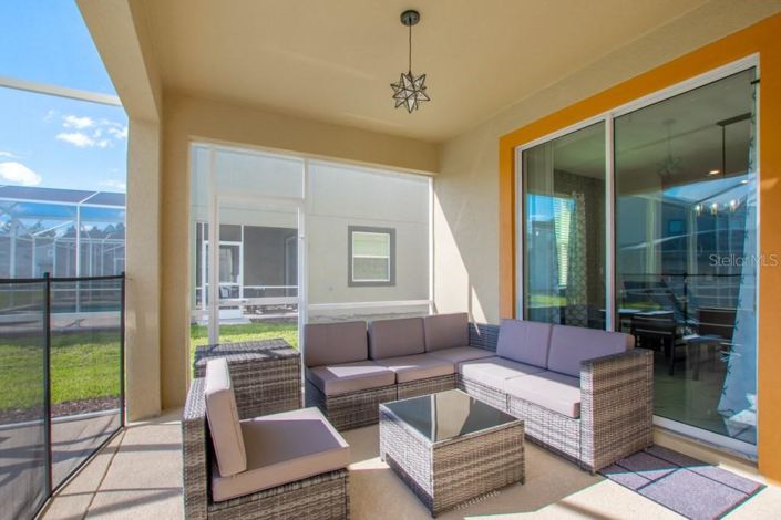 Image No.20-6 Bed House for sale