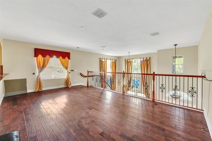 Image No.23-5 Bed House for sale