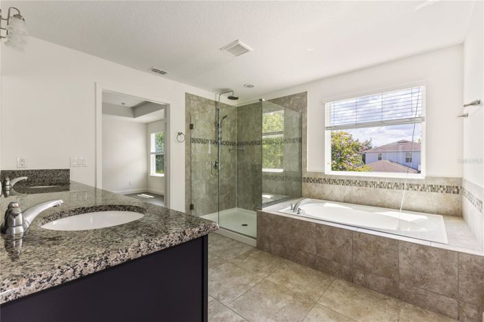 Image No.16-4 Bed House for sale