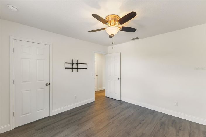 Image No.22-4 Bed House for sale