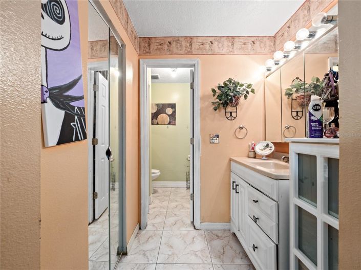 Image No.18-3 Bed House for sale