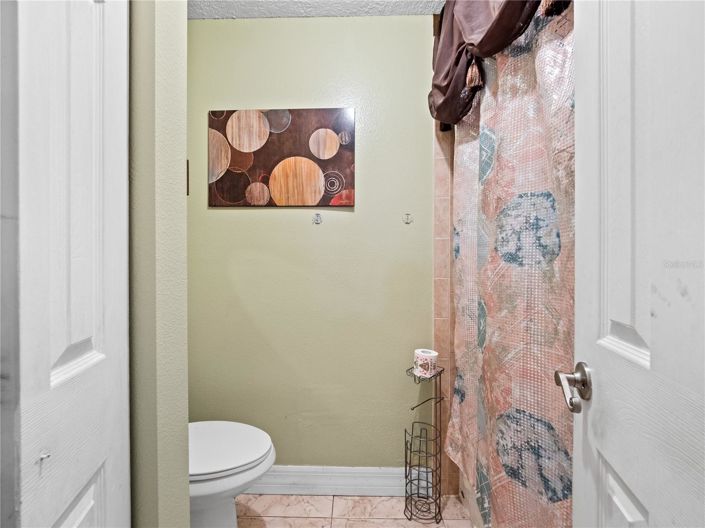 Image No.19-3 Bed House for sale