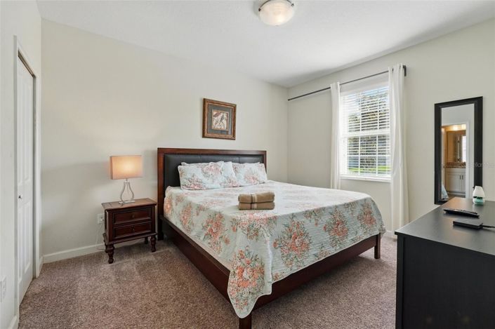 Image No.26-8 Bed House for sale