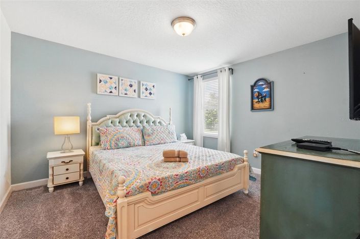 Image No.33-8 Bed House for sale