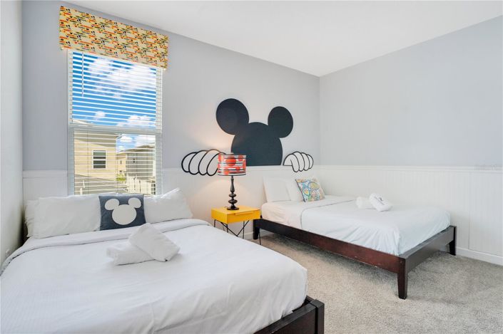 Image No.17-6 Bed House for sale