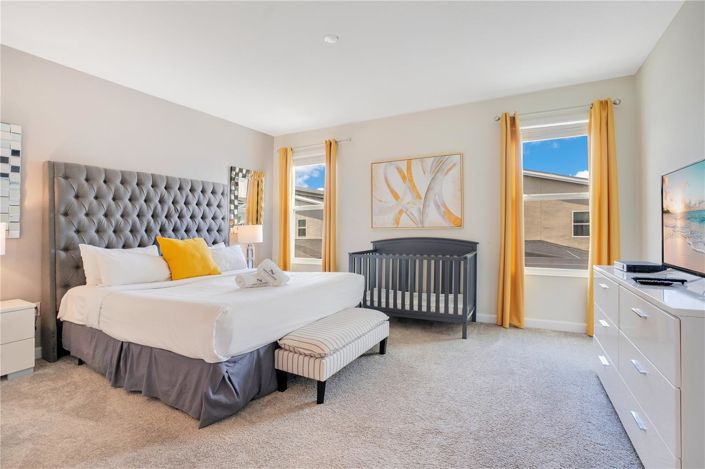 Image No.19-6 Bed House for sale