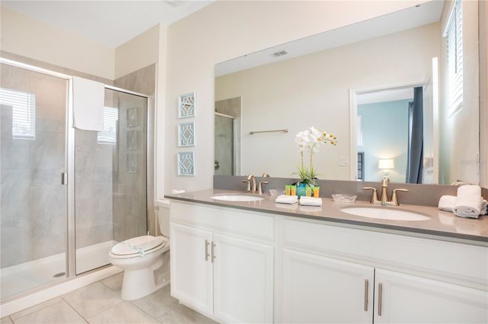 Image No.22-6 Bed House for sale