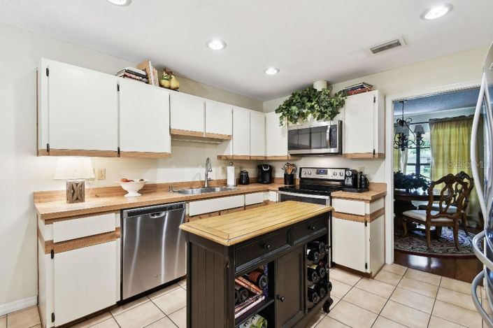 Image No.18-3 Bed House for sale