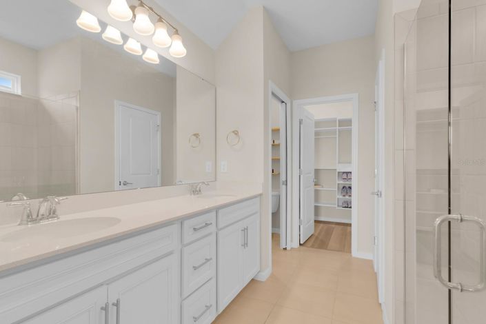 Image No.24-5 Bed House for sale