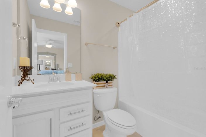 Image No.42-5 Bed House for sale