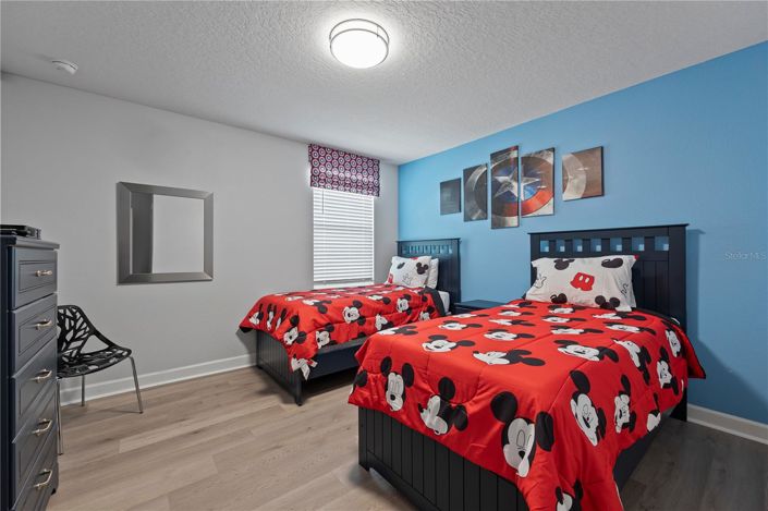 Image No.13-9 Bed House for sale