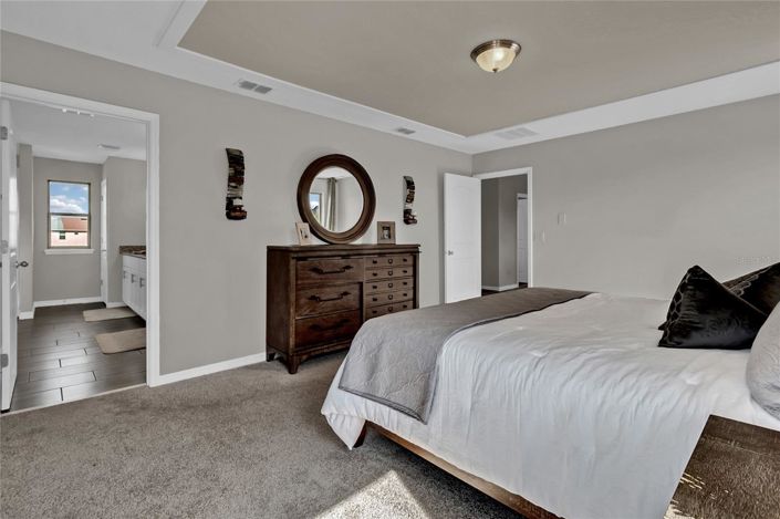 Image No.9-4 Bed House for sale