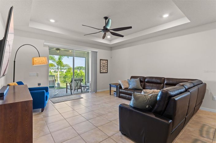 Image No.30-5 Bed House for sale