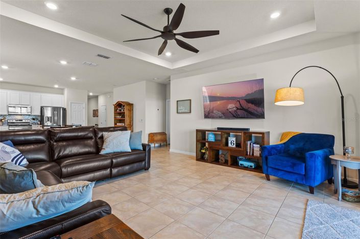 Image No.37-5 Bed House for sale