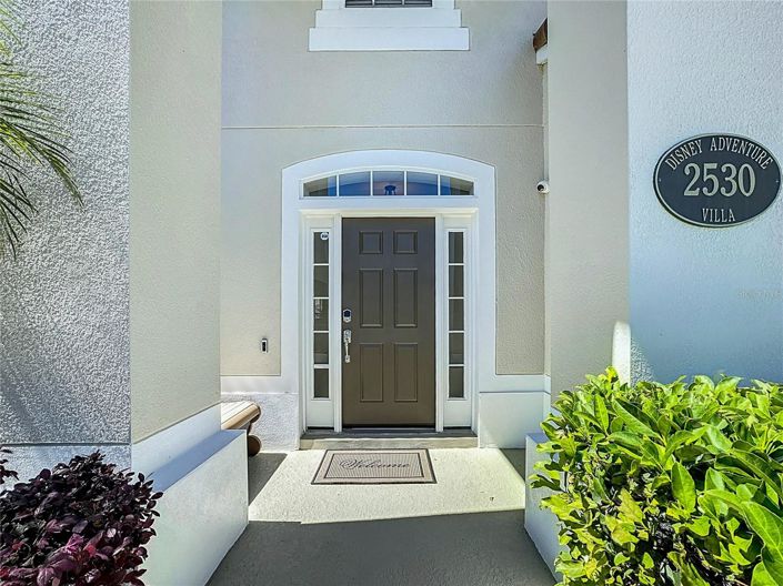 Image No.2-6 Bed House for sale