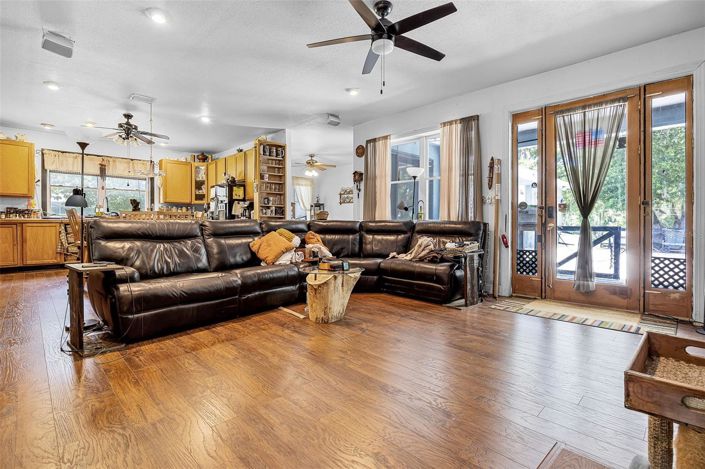 Image No.11-4 Bed House for sale