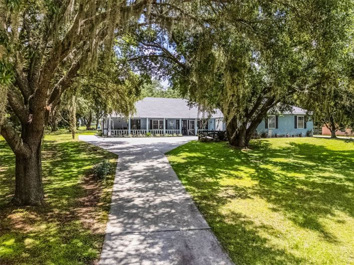 Image No.2-4 Bed House for sale