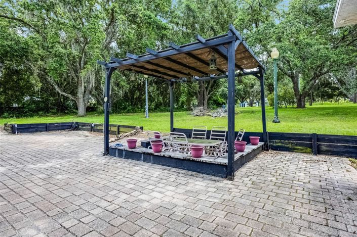 Image No.30-4 Bed House for sale