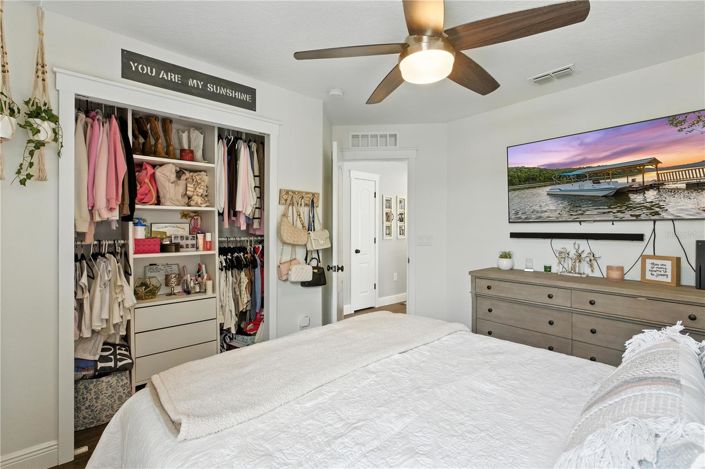 Image No.24-4 Bed House for sale