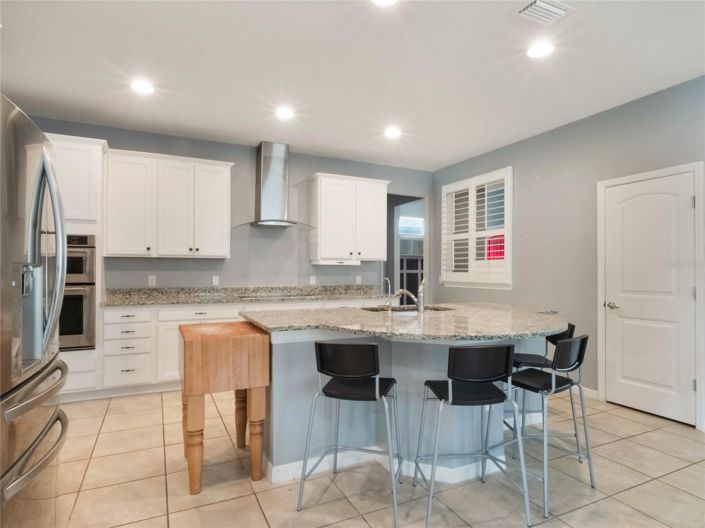 Image No.11-6 Bed House for sale