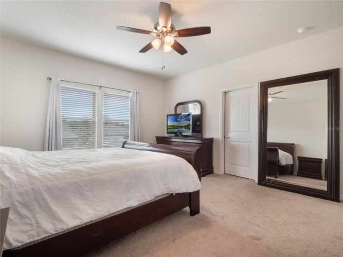 Image No.21-6 Bed House for sale