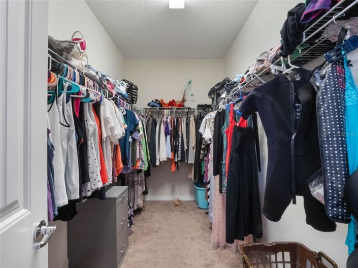 Image No.31-6 Bed House for sale