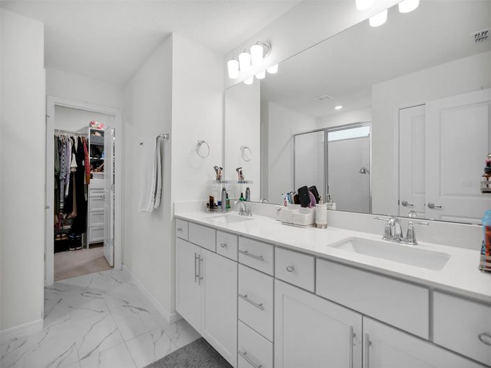 Image No.30-5 Bed House for sale