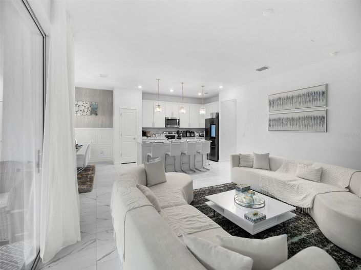 Image No.9-5 Bed House for sale