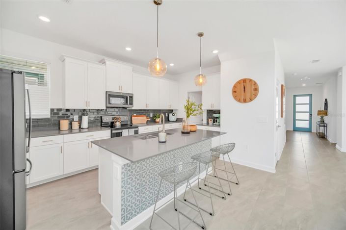 Image No.12-5 Bed House for sale