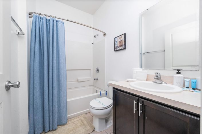 Image No.11-7 Bed House for sale