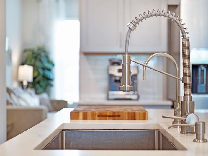 Image No.22-4 Bed House for sale