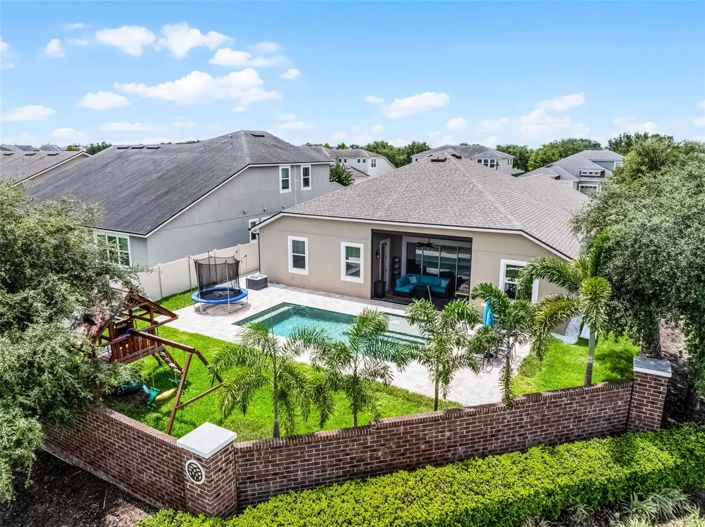 Image No.8-4 Bed House for sale