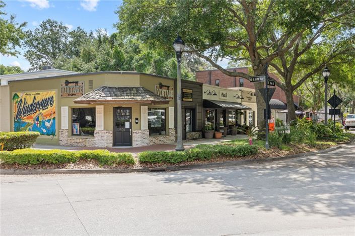 Image No.35-4 Bed House for sale