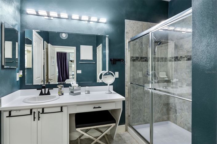 Image No.21-4 Bed House for sale