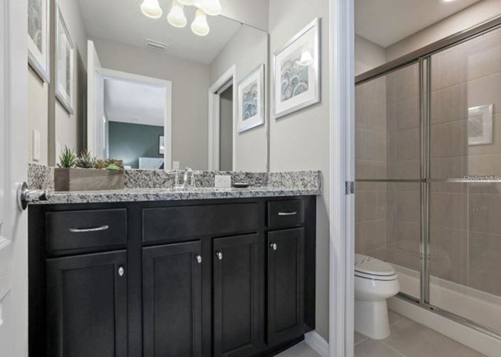 Image No.24-9 Bed House for sale