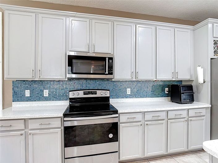 Image No.19-5 Bed House for sale