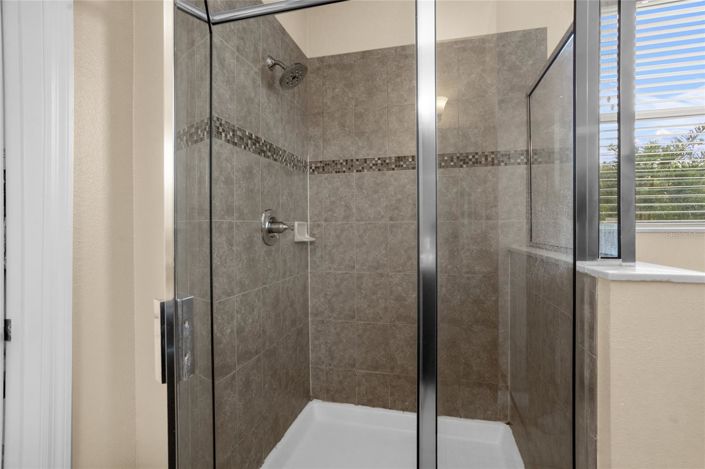 Image No.29-4 Bed House for sale