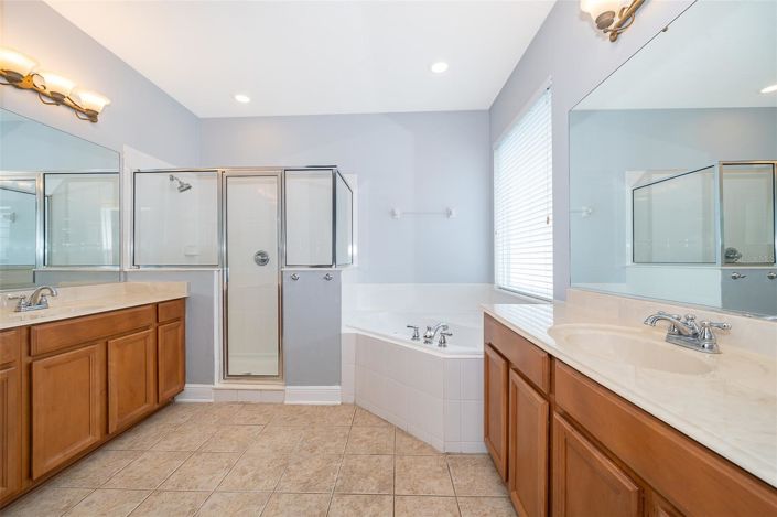 Image No.21-4 Bed House for sale