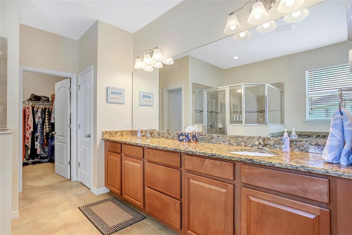 Image No.24-4 Bed House for sale