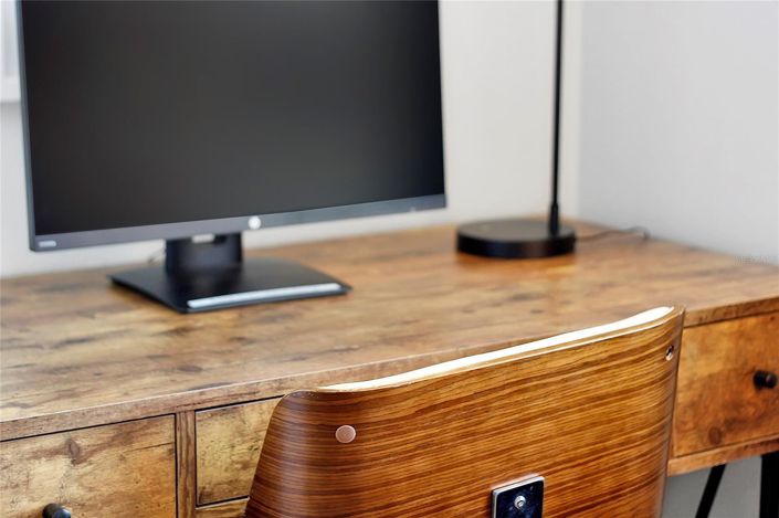 Image No.30-6 Bed House for sale