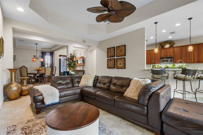 Image No.12-3 Bed House for sale