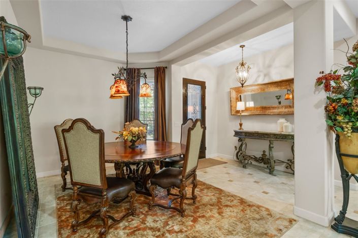 Image No.19-3 Bed House for sale