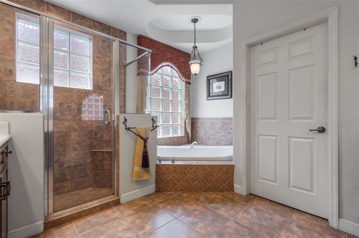 Image No.26-3 Bed House for sale