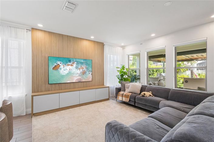 Image No.14-4 Bed House for sale