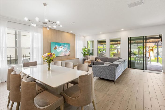 Image No.15-4 Bed House for sale